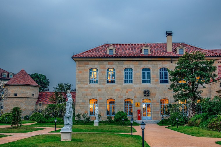 Mỹ cấm thêm 38 công ty có liên quan Huawei chống lại lệnh cấm của Mỹ ảnh 3