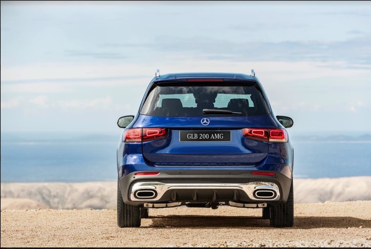 Mercedes GLB mẫu SUV tiếp theo Mercedes đã có mặt tại Việt Nam, giá gần 2 tỷ Đồng ảnh 4