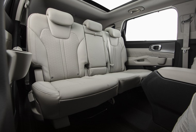  Kia Sorento Allnew - nhiều phiên bản, giá từ 1.079 tỷ đồng ảnh 12