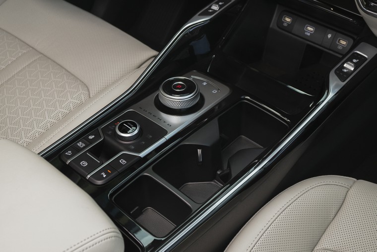  Kia Sorento Allnew - nhiều phiên bản, giá từ 1.079 tỷ đồng ảnh 3