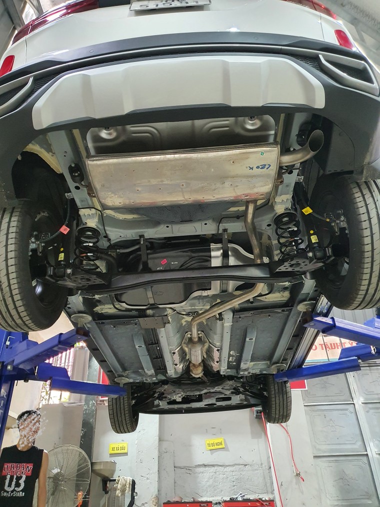 Kia Seltos: So sánh gầm xe phiên bản Việt và Hàn ảnh 1