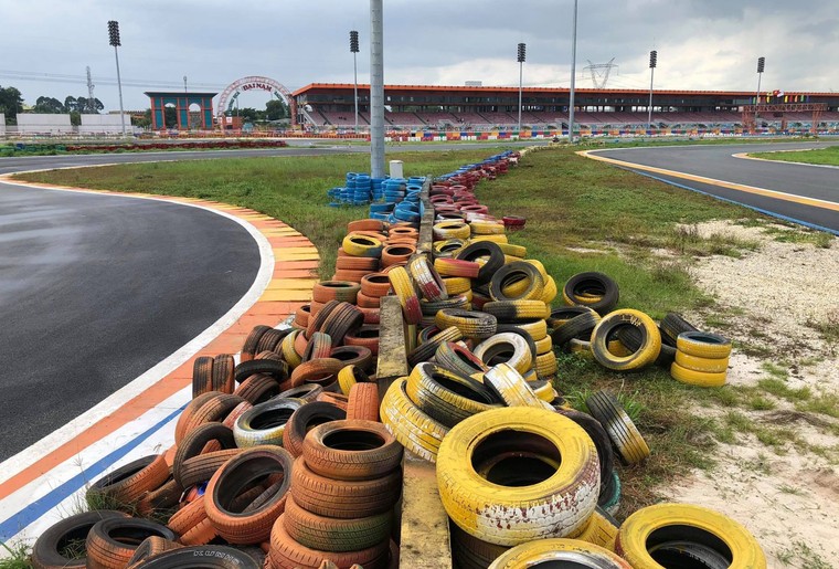 Toyota Corolla Cross, Nissan GT-R, Lamborghini Aventador SV cùng gặp nạn ở Đại Nam trong tháng 9 ảnh 2