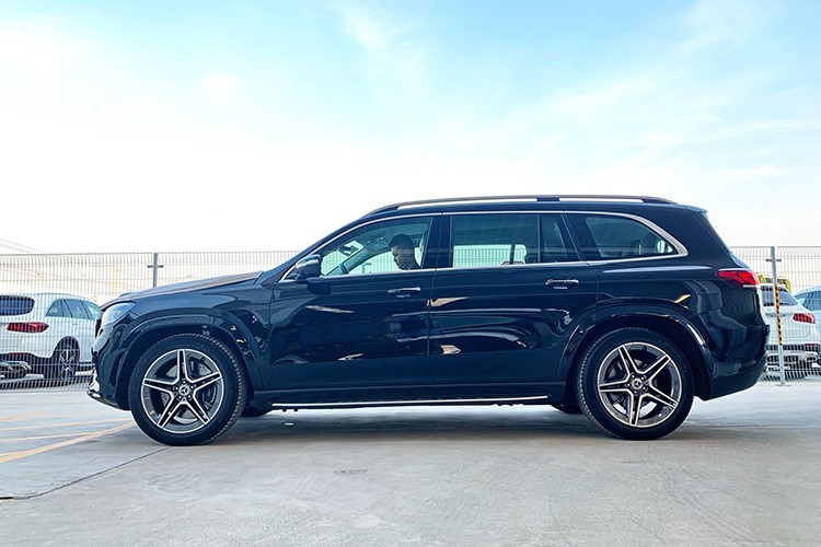 Can canh Mercedes-Benz GLS 450 nhap My, hon 6 ty o Ha Noi-Hinh-10