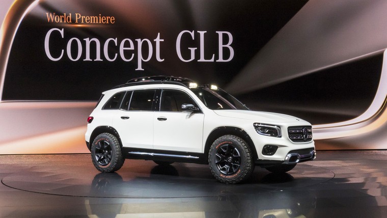 Mercedes-Benz sẽ tung ra 6 mẫu ô tô chạy điện vào năm tới ảnh 1