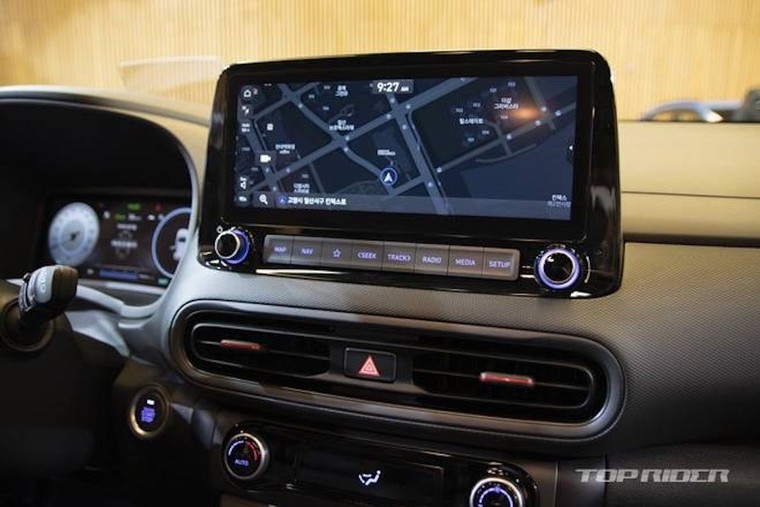 Hyundai Kona 2021 đã bắt đầu về tới các đại lý, thiết kế gây ấn tượng mạnh bởi sự thể thao ảnh 7