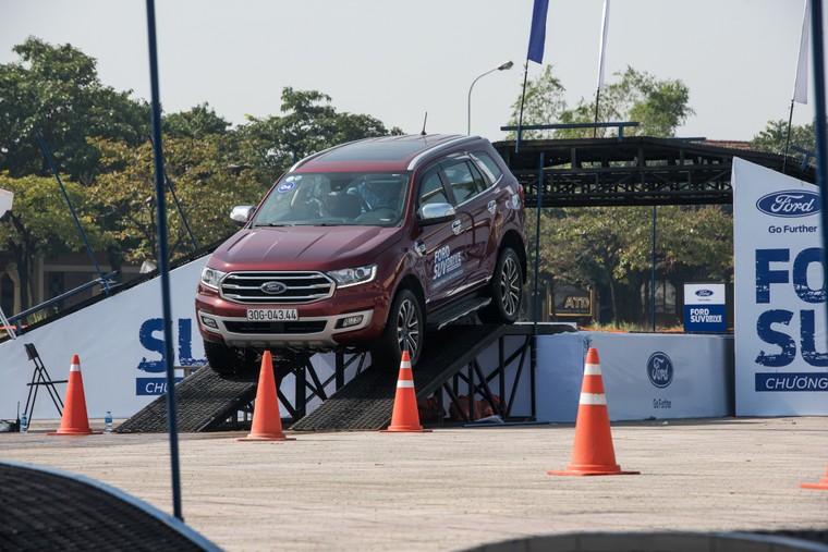 Khám phá công nghệ chống tiếng ồn, rung, xóc (NVH) của Ford Ranger và Ford Everest ảnh 1