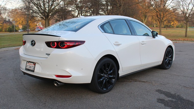 Mazda3 Turbo 2021 - giữ nguyên thiết kế, tăng trải nghiệm lái ảnh 5