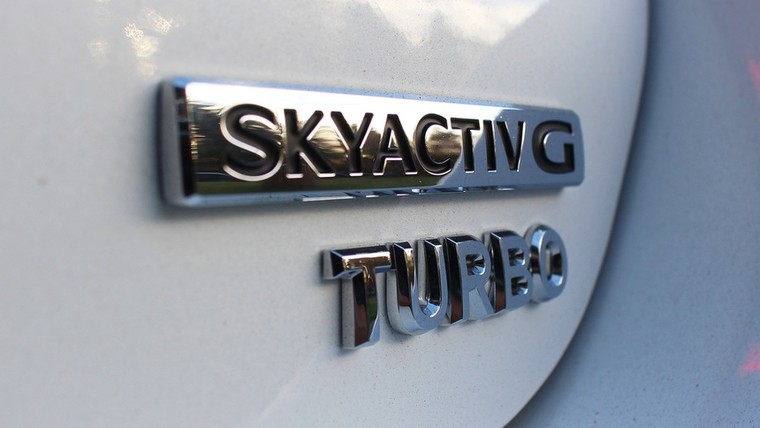 Mazda3 Turbo 2021 - giữ nguyên thiết kế, tăng trải nghiệm lái ảnh 10