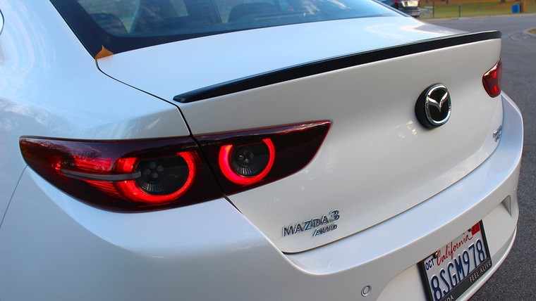 Mazda3 Turbo 2021 - giữ nguyên thiết kế, tăng trải nghiệm lái ảnh 8