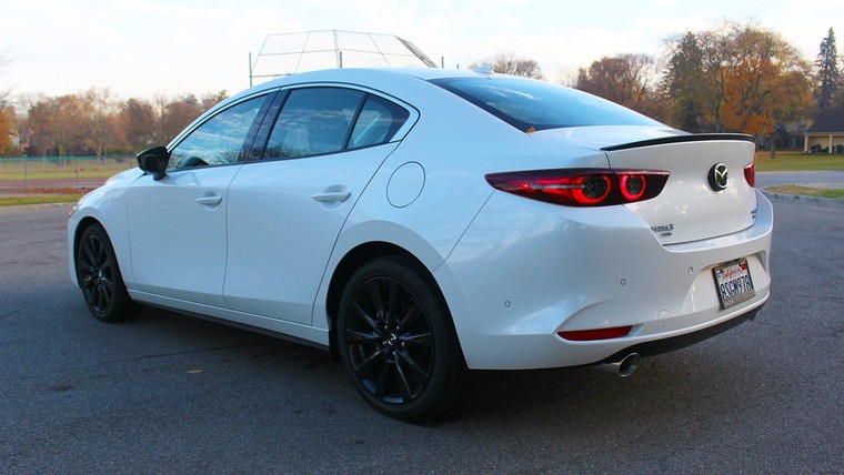 Mazda3 Turbo 2021 - giữ nguyên thiết kế, tăng trải nghiệm lái ảnh 16