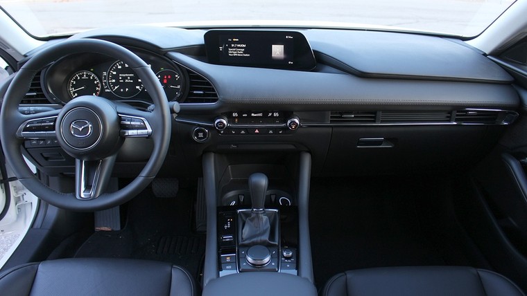 Mazda3 Turbo 2021 - giữ nguyên thiết kế, tăng trải nghiệm lái ảnh 11