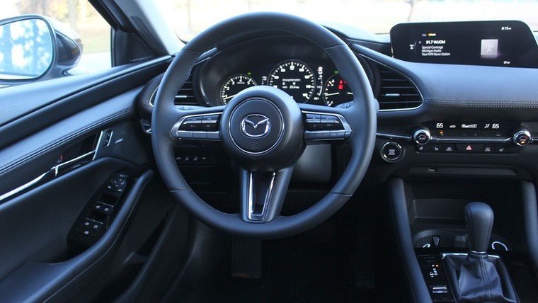 Mazda3 Turbo 2021 - giữ nguyên thiết kế, tăng trải nghiệm lái ảnh 14