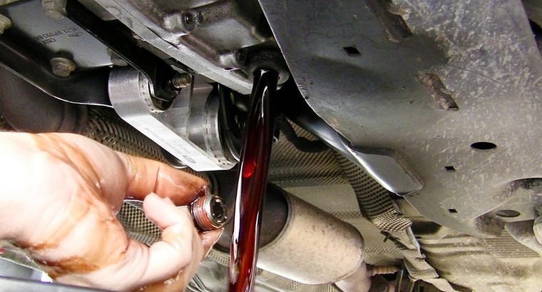 Dấu hiệu nhận biết hộp số tự động gặp vấn đề ảnh 2