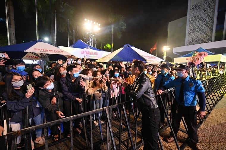 Y-Riders Fest 2020 kết thúc với màn ra mắt đặc sắc của bộ 3 siêu xe thể thao phiên bản MonsterYamaha ảnh 1