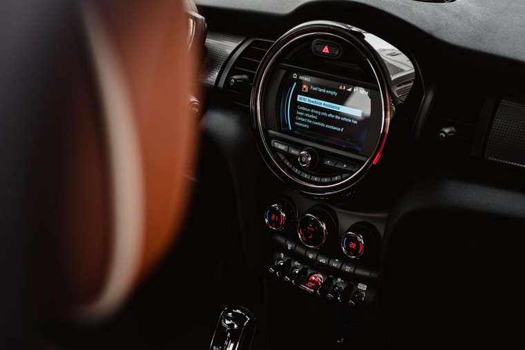 Mini ra mắt 2 mẫu xe mới tại Việt Nam ảnh 8