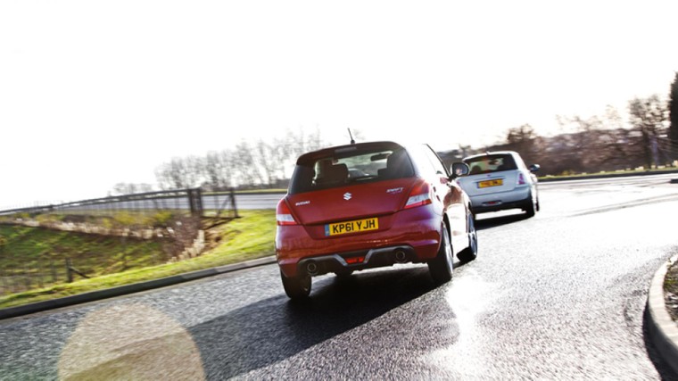 Dù đẩy mạnh quảng cáo, Suzuki Swift vẫn ế ẩm ảnh 4