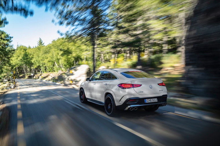 GLE 53 4MATIC+ Coupé: Nhanh hơn, gợi cảm hơn ảnh 4