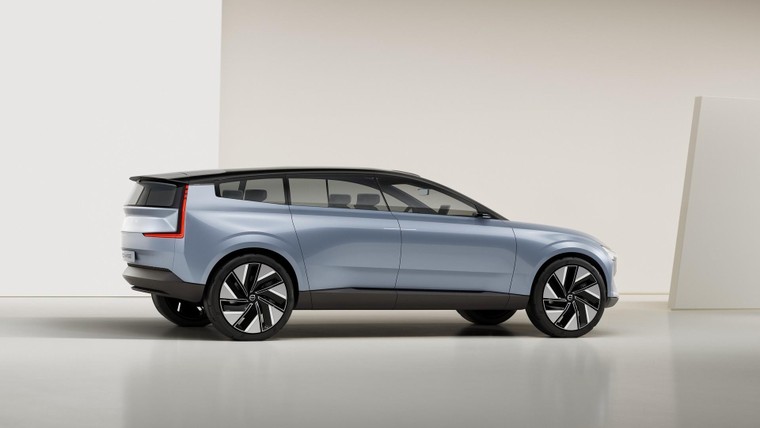 Volvo hé lộ concept SUV cỡ lớn thuần điện XC90 Recharge ảnh 2