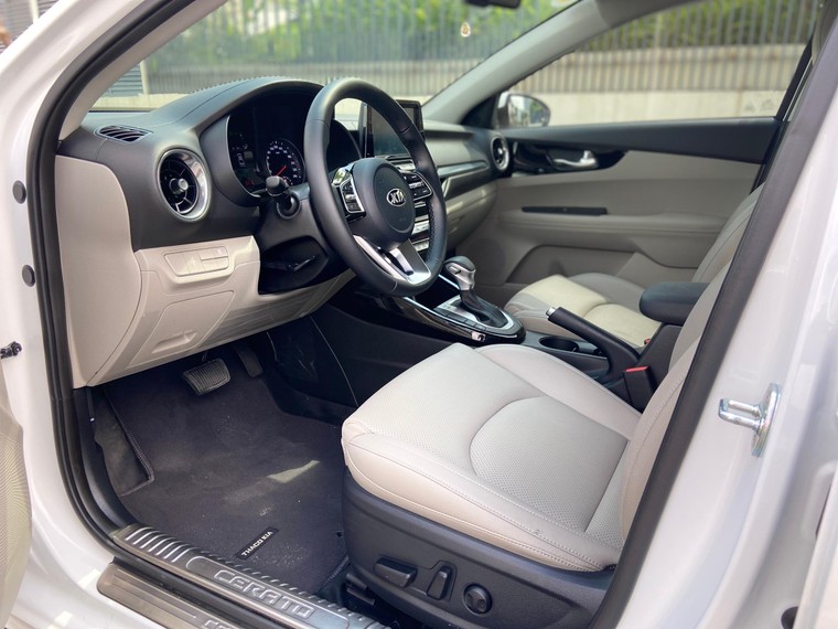 Những mẫu sedan khoảng 600 triệu đồng đáng cân nhắc ảnh 2