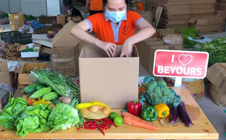 Trong giai đoạn giãn cách, một nhà bán hàng vẫn bán được hàng trăm đơn mỗi ngày ảnh 2