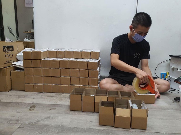 Trong giai đoạn giãn cách, một nhà bán hàng vẫn bán được hàng trăm đơn mỗi ngày ảnh 4