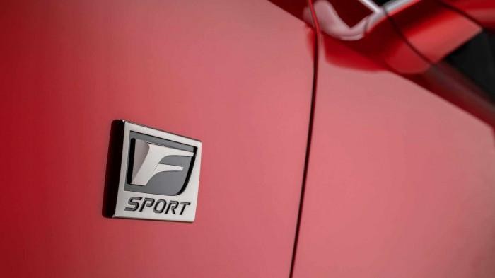 Lexus IS 500 F Sport có giá bán từ hơn 1 tỷ đồng tại Mỹ ảnh 10