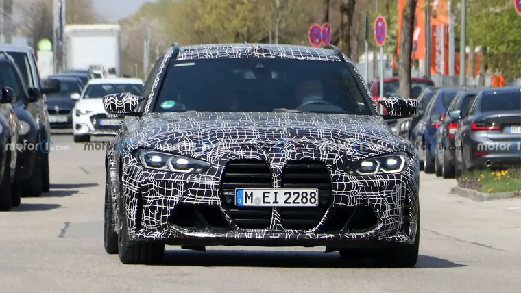 BMW sẽ không vội khai tử các mẫu xe động cơ đốt trong ảnh 1