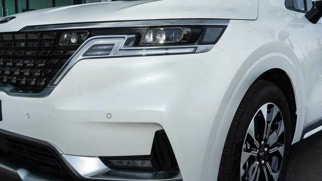 KIA CARNIVAL 2022 lộ hình ảnh thực tế trước ngày ra mắt tại Việt Nam ảnh 9
