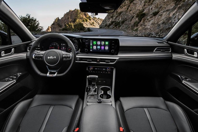 Kia Carnival và loạt xe mới của Kia được giới thiệu tại Việt Nam ảnh 4