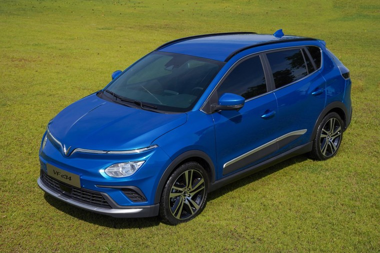 Ngắm chi tiết VinFast VFe34 vừa ra mắt ảnh 3