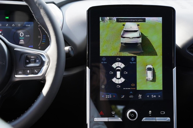 Ngắm chi tiết VinFast VFe34 vừa ra mắt ảnh 18