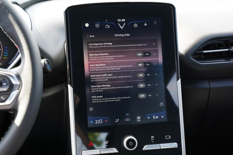 Ngắm chi tiết VinFast VFe34 vừa ra mắt ảnh 19