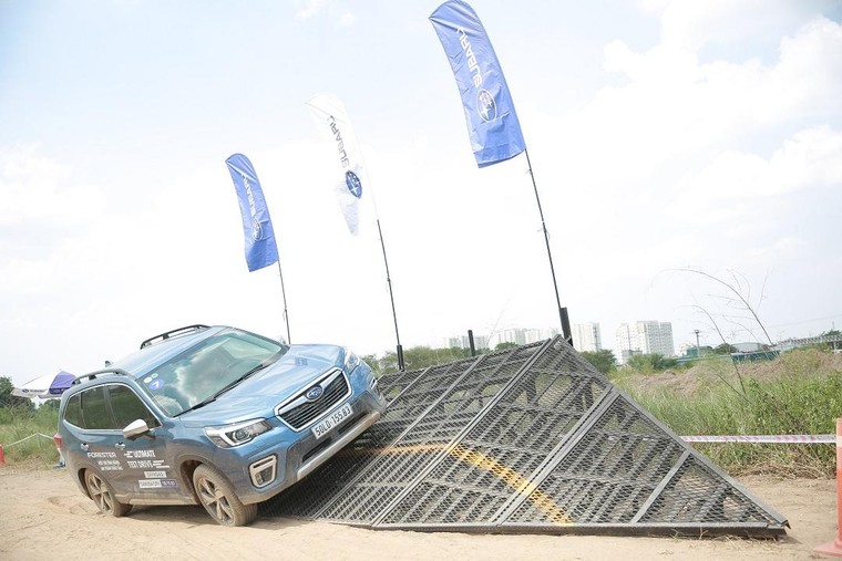 Subaru Việt Nam tặng bổ sung 2 năm bảo dưỡng miễn phí cho khách hàng mua xe trong tháng 10.2021 ảnh 4