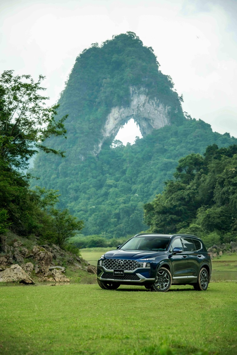 Hyundai SantaFe và Toyota Fortuner: Cuộc chiến đến hồi kết? ảnh 16