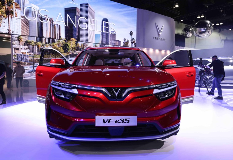 VinFast ra mắt thương hiệu xe điện tại Los Angeles Auto Show 2021 ảnh 4