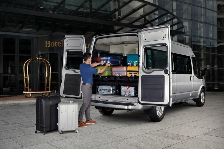 Ford Transit ra mắt phiên bản mới với hàng loạt cải tiến, giá bán 845 triệu Đồng ảnh 4