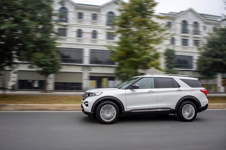 Ford Explorer chính thức ra mắt tại Việt Nam, nhập Mỹ giá hơn 2,3 tỷ Đồng ảnh 1