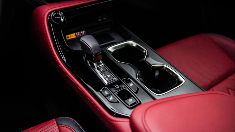 Lexus NX 2022 ra mắt tại Việt Nam có giá bán từ 3,01 tỷ Đồng. ảnh 4