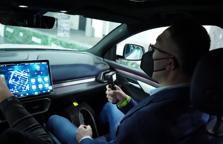 VinFast VF 8 được người Mỹ khen hết lời khi lăn bánh tại New York ảnh 2