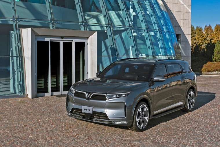 Vinfast tham dự EVS35 - Ra mắt VF8 và VF9 tại Châu Âu ảnh 2