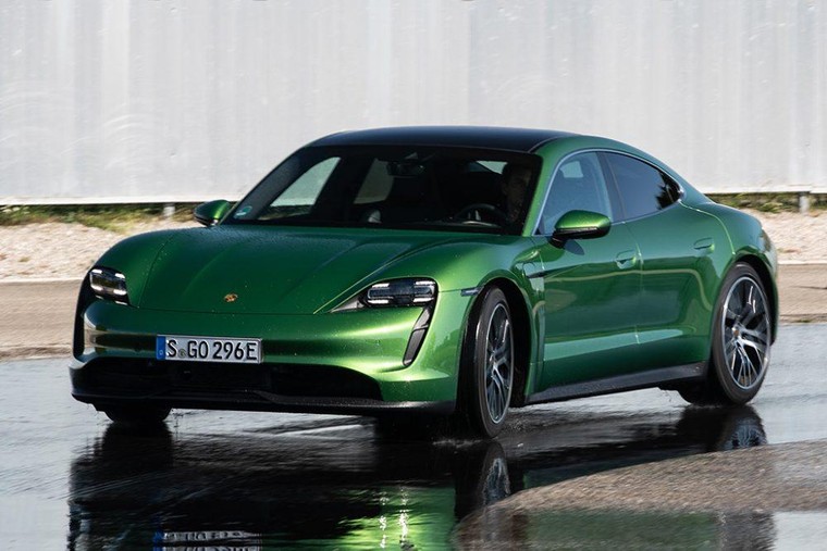  Những lỗi nguy hiểm thường gặp trên Porsche Taycan ảnh 2