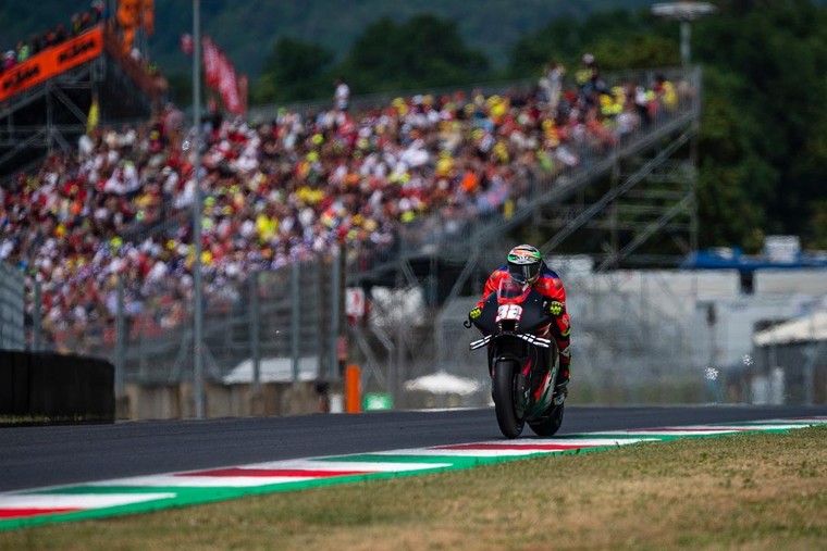 Espargaró và Aprilia một lần nữa lên bục ngay tại Mugello! ảnh 3
