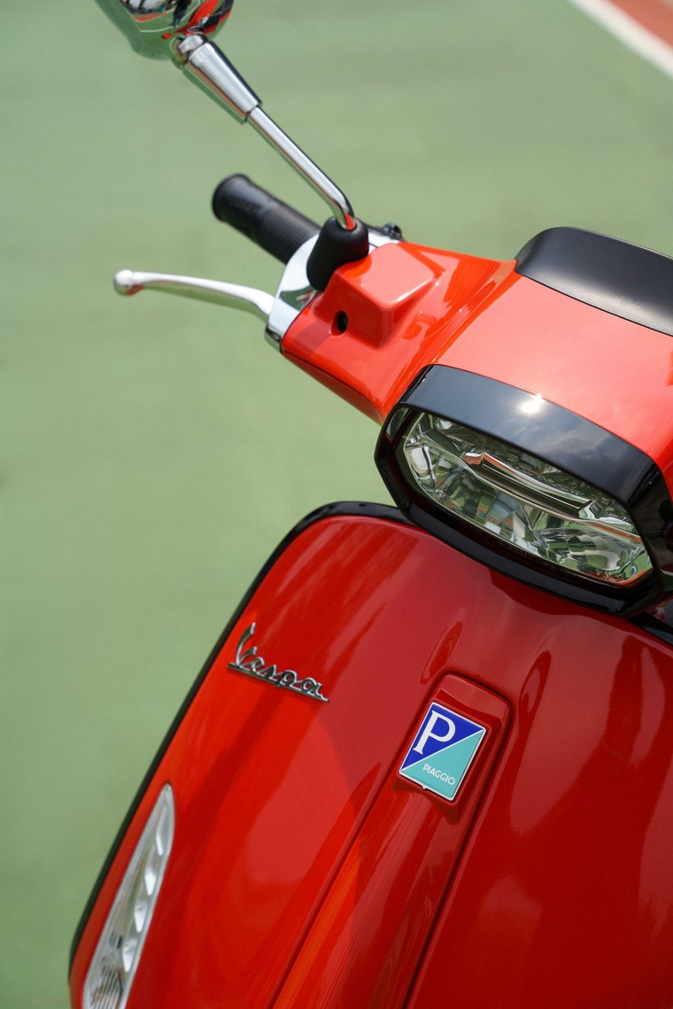 Piaggio Việt Nam ra mắt bộ sưu tập “sống động Vespa” đón hè 2022 ảnh 2