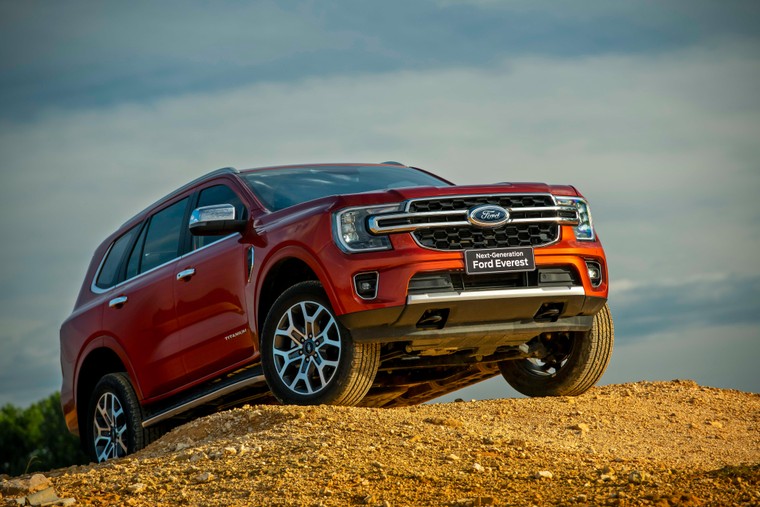 Ford Everest ra mắt thế hệ với mới 4 phiên bản, giá từ 1,1 tỷ ảnh 5
