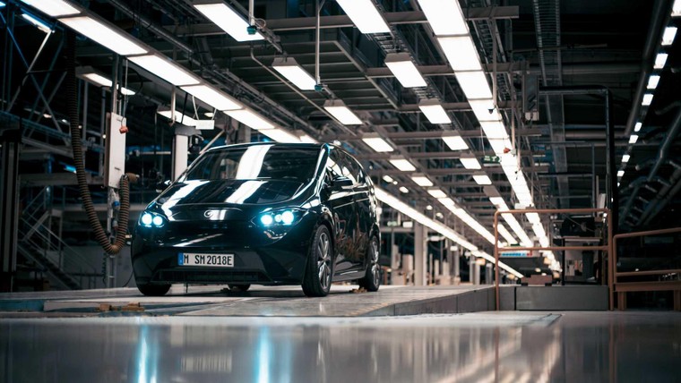 Sono Sion - Ô tô điện năng lượng mặt trời đầu tiên trên thế giới giá chỉ gần 600 triệu ảnh 1