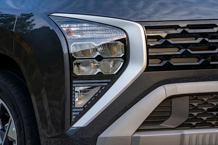 Hyundai Stargazer giá từ 575 triệu, cạnh tranh trực tiếp với Mitsubishi Xpander và Toyota Veloz ảnh 3