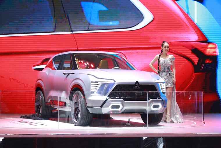 Kết thúc Triển lãm ô tô Việt Nam 2022 - Hàng nghìn đơn đặt cọc và gần 2.000 xe được bán! ảnh 2