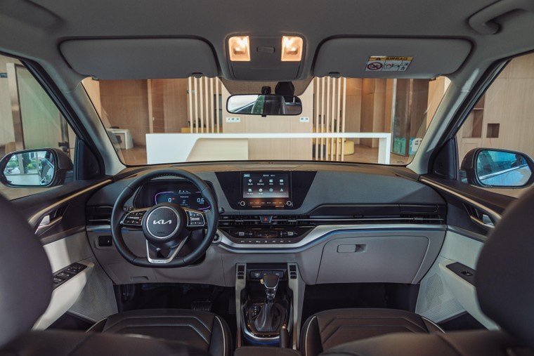 KIA Carens chính thức xuất hiện tại Việt Nam ảnh 6