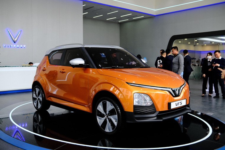 Vinfast bàn giao hơn 400 xe ô tô điện VF8 trong tháng 11/2022 ảnh 1