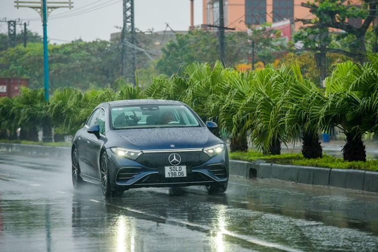 Nếu tin vào quảng cáo thì đừng trách hãng xe lúc phải dừng giữa đường ảnh 2